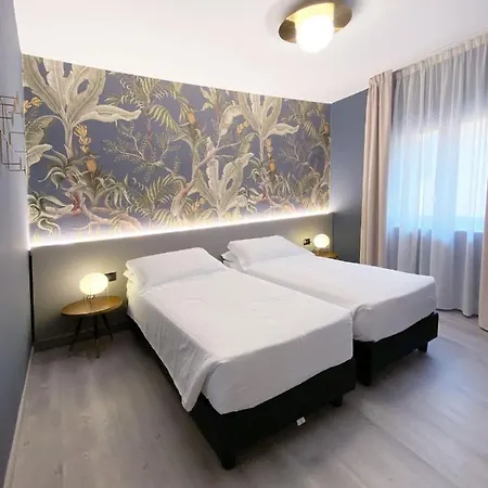 Astoria ホテル 3*